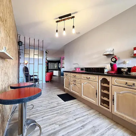 Nuit Insolite-room Love 3* Saint-Germain (Meurthe-et-Moselle)