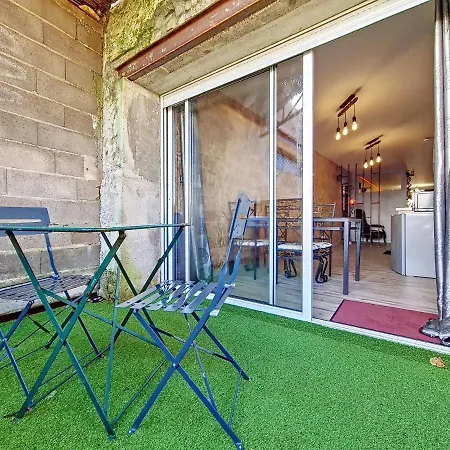 Nuit Insolite-room Love Guest house *