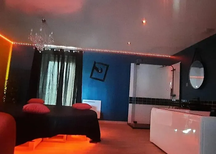 Nuit Insolite-room Love