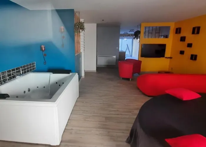 Nuit Insolite-room Love Saint-Germain (Meurthe-et-Moselle)