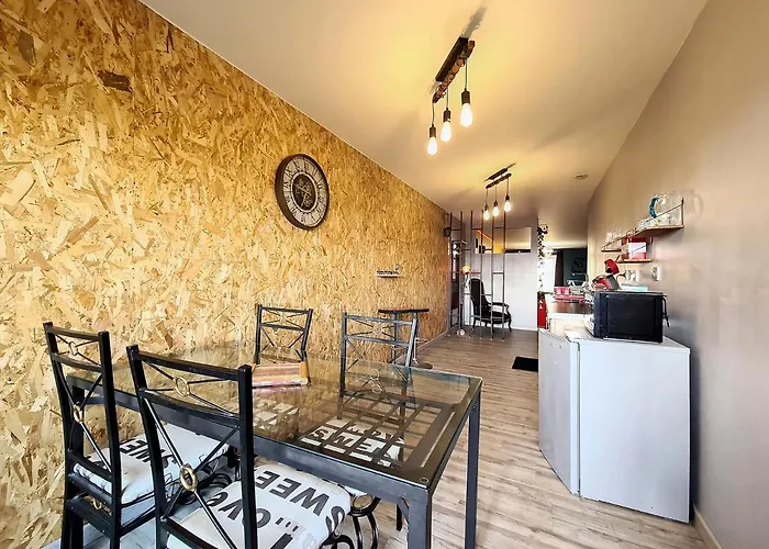 Nuit Insolite-room Love