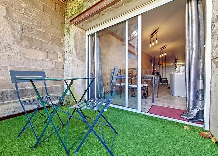 Nuit Insolite-room Love Penzion 3*