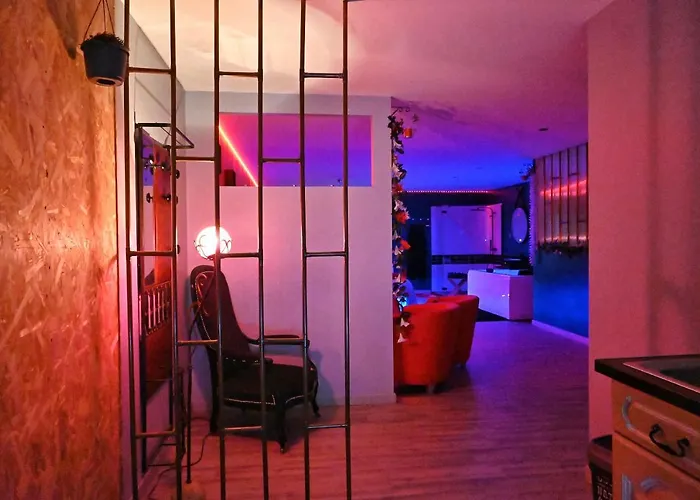 Nuit Insolite-room Love