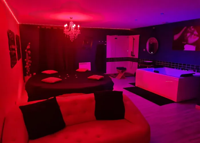 Nuit Insolite-room Love Penzion 3*