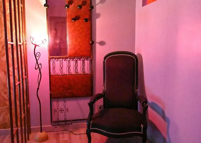 Nuit Insolite-room Love 3*